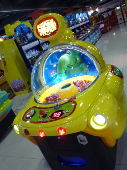 Snork candy prize machine,candy vending machine,amusement machine,arcade game machine